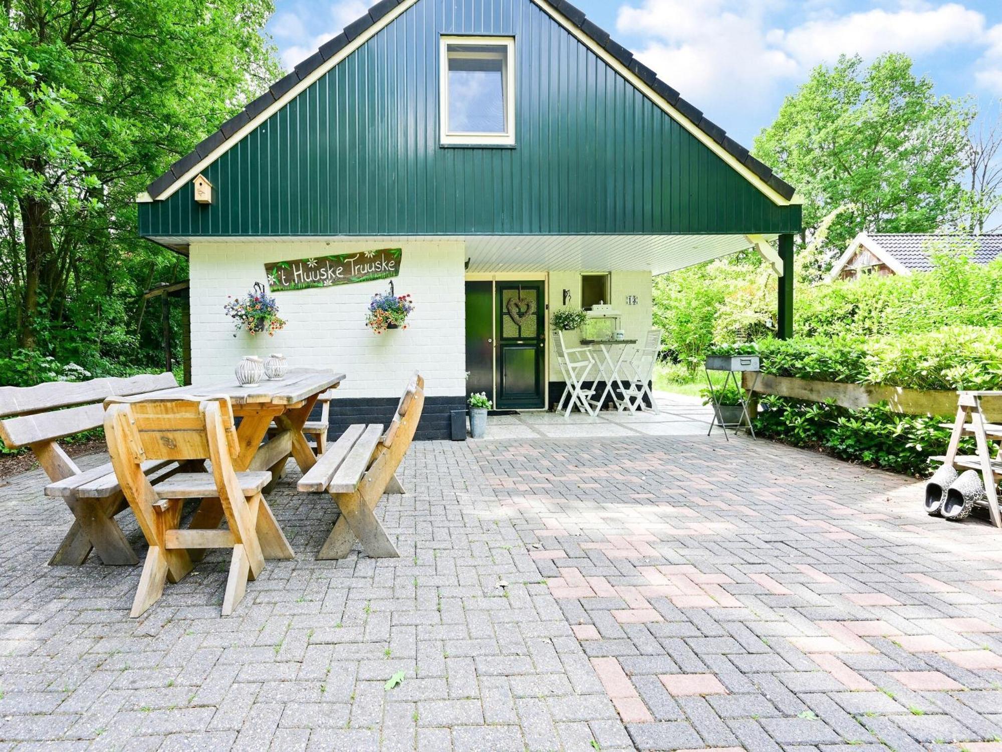 Reutum Holiday Home In Overijssel With Garden מראה חיצוני תמונה